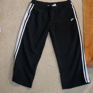 Nike🏏🏑🏒🥍🏓🏸🥅🏈🏉🏈🏉 Womens athlete capris joggers